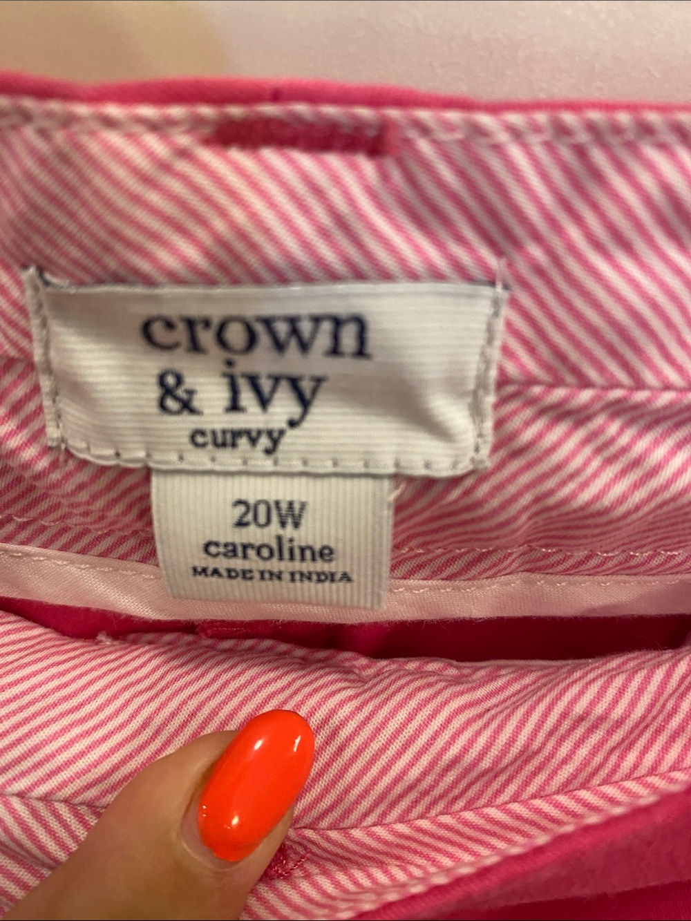 crown & ivy Bright Pink Tailored Cotton-Blend Shorts - Picture 3 of 3